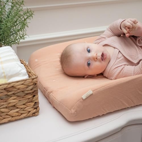 Crane Baby Violet Daisy Tuck Quilted Changing Pad Cover, Fits Standard Size - Image 3