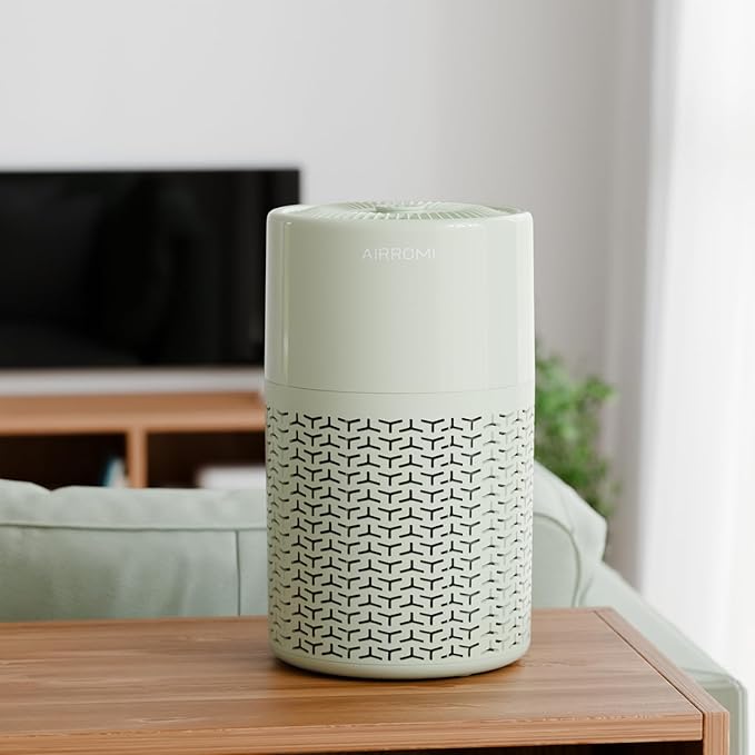 AIRROMI Pets Air Purifier for Home Allergies,Up to 660 ft².Yellow Deodorizing Activated Carbon Filter,With Fragrance Sponge for Better Sleep,Night Light,Pet Dander,Smoke,Odors,Air Cleaner A2002 Green