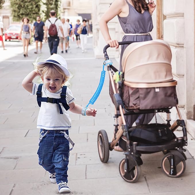 Accmor Toddler Harness with Leash, Cute Dinosaur Kids Leashes + Anti Lost Wrist Link, Children Walking Harnesses Tether Restraint Belt, Keep Child Close Hand Strap for Baby Boys Girls Outdoor Travel