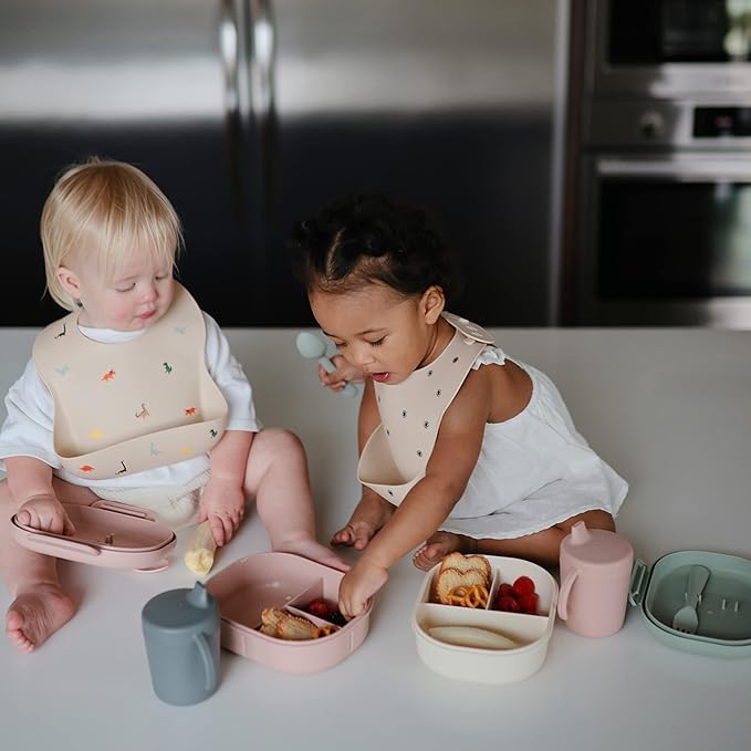 mushie Trainer Sippy Cup | Made in Denmark | Leak Resistant Twist-Off Lid & Handles | 6 Months + (Blush)