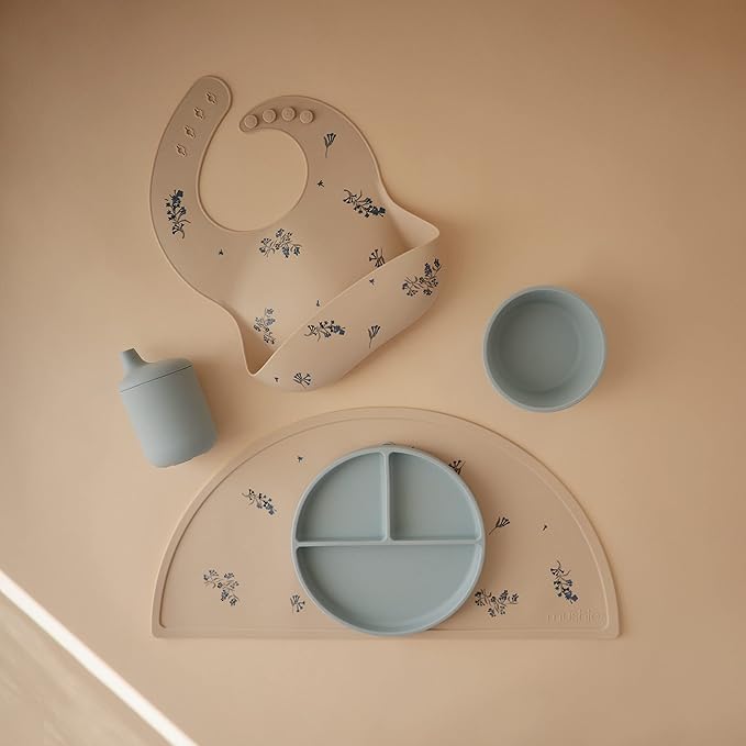 mushie 100% Silicone Baby Sippy Cup | 6 Months+ (Powder Blue)