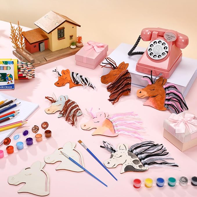 Geelin 24 Pcs Christmas Wooden Horse Craft Western Ornament Unfinished Wooden Cutouts Horse Painting Kit Unicorn Ornament DIY Cowboy Craft Paint Your Own Art for Christmas Party Favors(Cute)