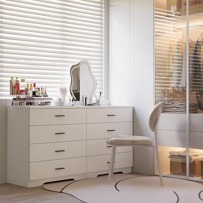 Dresser with Power Outlets Wooden 4 Drawer Dresser with USB and Type C Port Chest of Drawers for Bedroom Tall White Organizer Storage for Living Room Hallway Closet