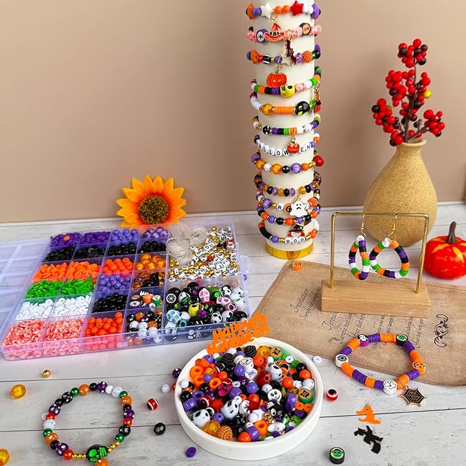 3140Pcs Halloween Beads for Bracelet Jewelry Making Kit, Halloween Clay Beads Black White Orange Purple Pumpkin Round Letter Star Skull Bead Bulk with Ghost Witch Hat Charm for DIY Craft Earring