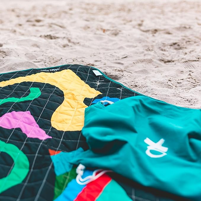 Jumbo Picnic Rug, Large Picnic Mat, 6'7" x 6'7", Outdoor Waterproof Picnic Blanket Beach Mat, Foldable & Waterproof, Picnic Blankets Ideal for Beach & Park, Outdoor Blanket, Rock Candy